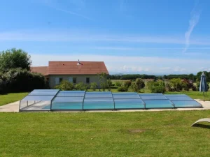 abri-piscine-4m-8m-1